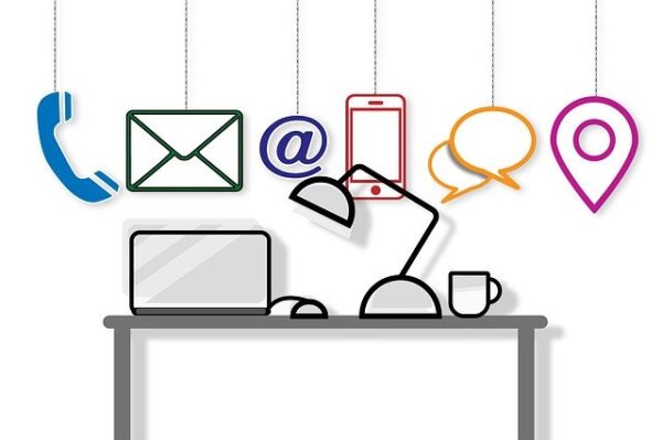 問い合わせ管理システムとは?メールや電話、SNSの問い合わせを一元管理