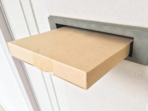 【料金比較】日本郵便「スマートレター」・ヤマト運輸「クロネコゆうメール」・佐川急便「飛脚ゆうメール便」