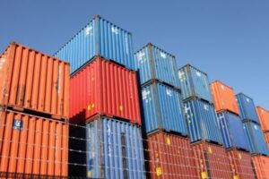 空コンテナ不足・輸送費高騰による物流問題と物販業界への影響