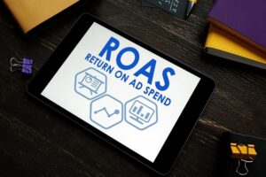 ECモールの広告運用で欠かせないROASとは？CPAとの違い、計算方法や目安の決め方を解説