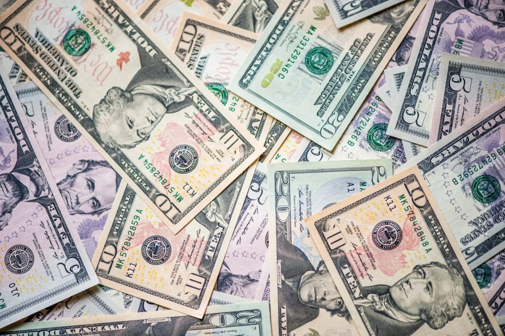 日本政策金融公庫の融資をおすすめするポイント4つ