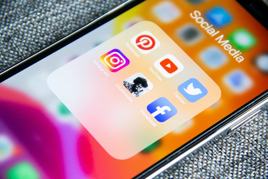 ソーシャルリスニングとは?解決できるECサイトの課題と運営における活用メリット・デメリット