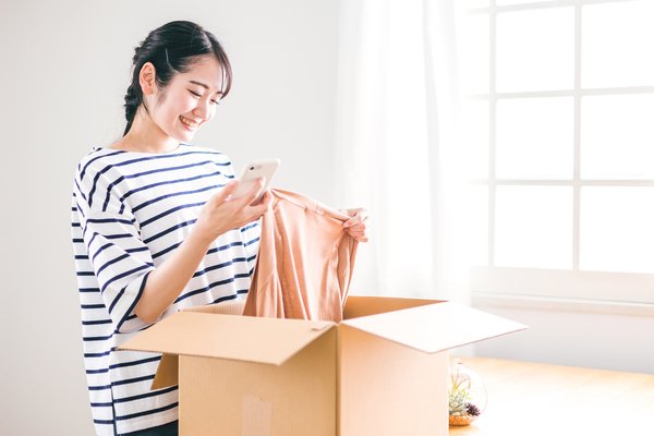 ECサイト利用調査でAmazonが49%で最多、購入時は92%が情報収集・比較検討を実施