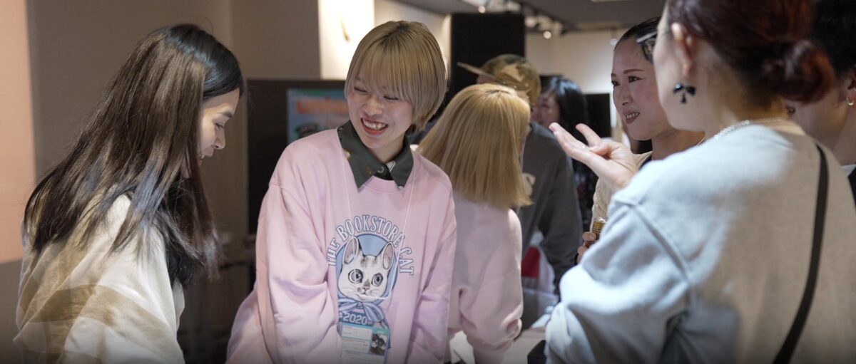 チーム対抗で、ねこ友の輪が広がります