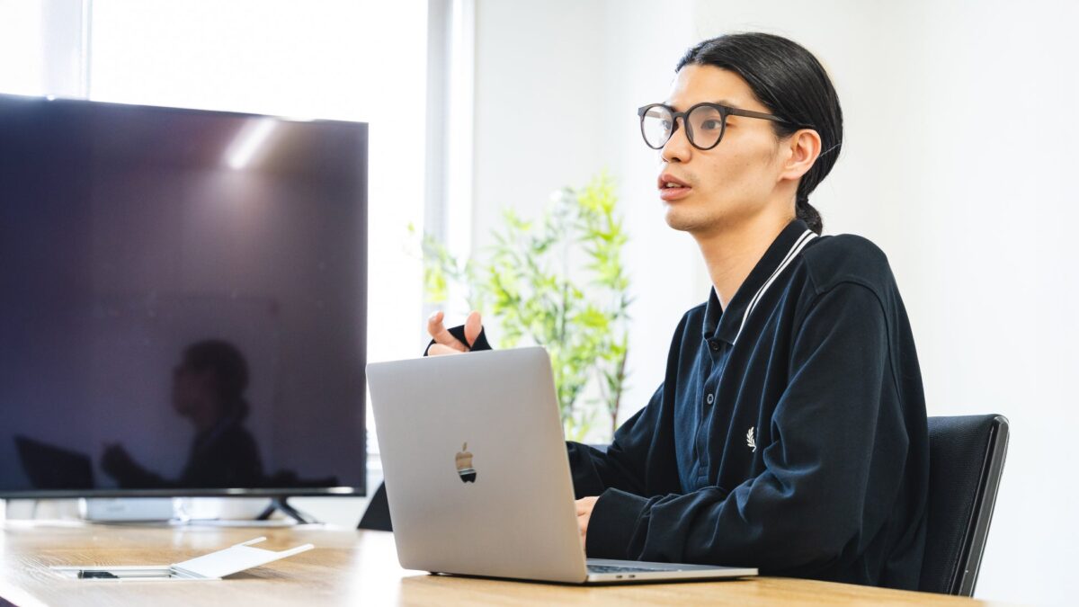 マーケティングコミュニケーション部長 小林拓哉