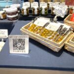 ZenGroup、訪日外国人向け「ショップステッカー」提供開始で実店舗からオンラインへの送客を実現